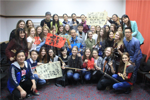 川外巡演團(tuán)在伏爾加河畔掀起“中國(guó)風(fēng)”