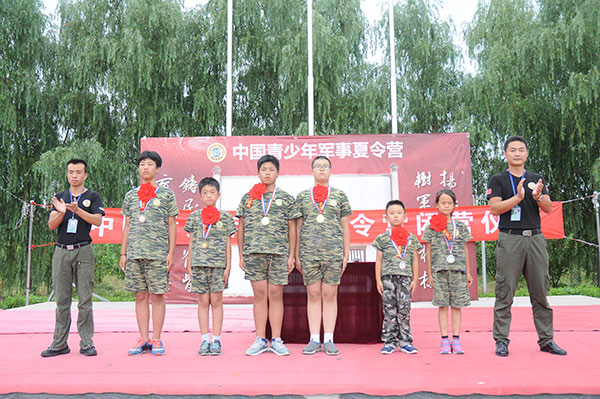 中國(guó)青少年7天軍事體驗(yàn)營(yíng)f.jpg