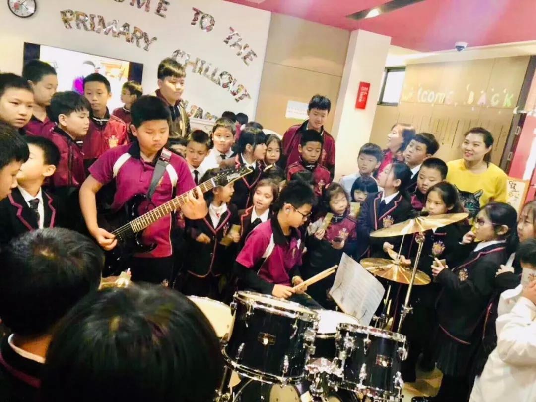 【音樂(lè)市集】炫動(dòng)音符 唱響黑利伯瑞