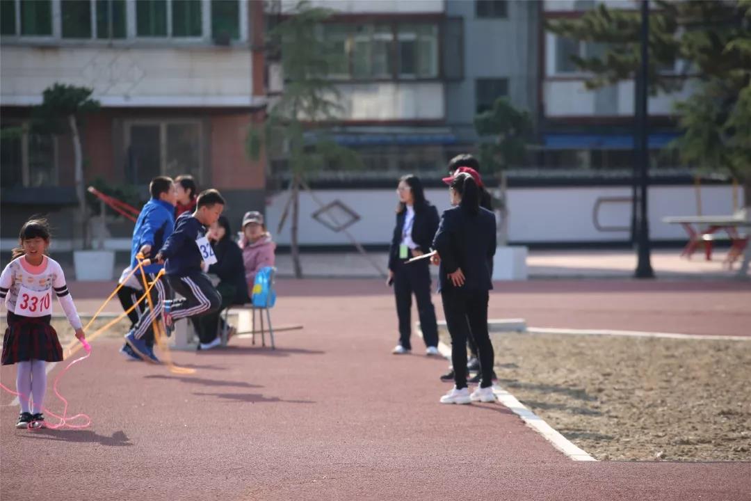 北大附屬實驗學(xué)校2018年第十二屆秋季田徑運動會精彩回顧