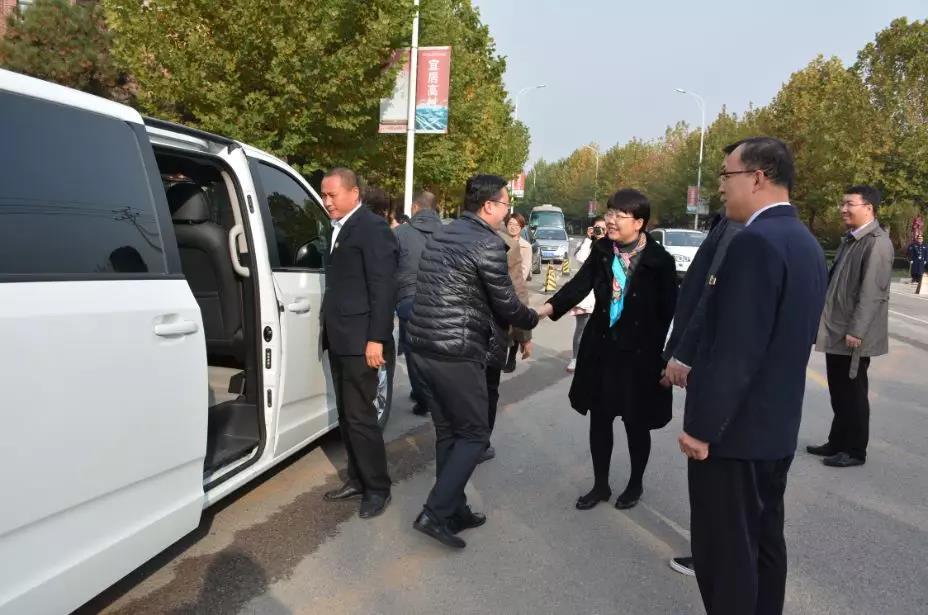 (gu)HW(xu)УcڰСW(xu)Y(ji)У