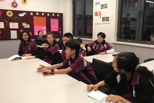 黑利伯瑞學(xué)校初中部【辯論賽】唇槍舌戰(zhàn) “硝煙”戰(zhàn)場(chǎng)