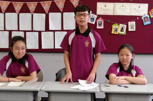 黑利伯瑞學(xué)校初中部【辯論賽】唇槍舌戰(zhàn) “硝煙”戰(zhàn)場(chǎng)