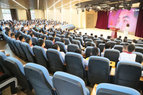 北大附屬實驗學(xué)校高中