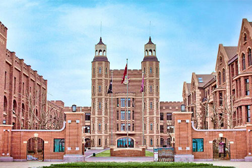 天津黑利伯瑞國際學(xué)校