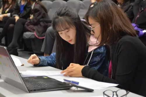 HWУˇgِ_ϵゃɫ