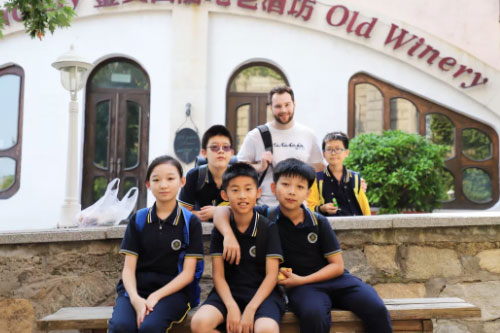 北京新府學(xué)外國語學(xué)校