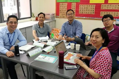 新府學(xué)外國(guó)語(yǔ)學(xué)校