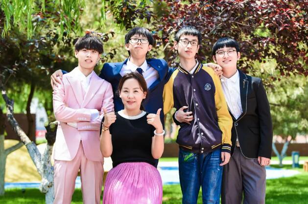 北京新府學(xué)外國語學(xué)校