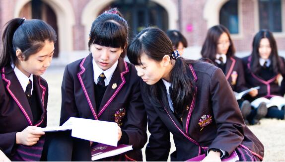 天津黑利伯瑞國(guó)際學(xué)校