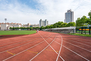 ӱȷHW(xu)У2021-2022棩