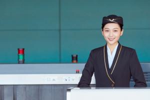武漢科技大學(xué)航空服務(wù)與管理專業(yè)學(xué)費多少錢？