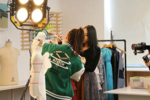 2022걱ˇr(sh)(gu)Hˇg(sh)W(xu)M(fi)(bio)(zhn)