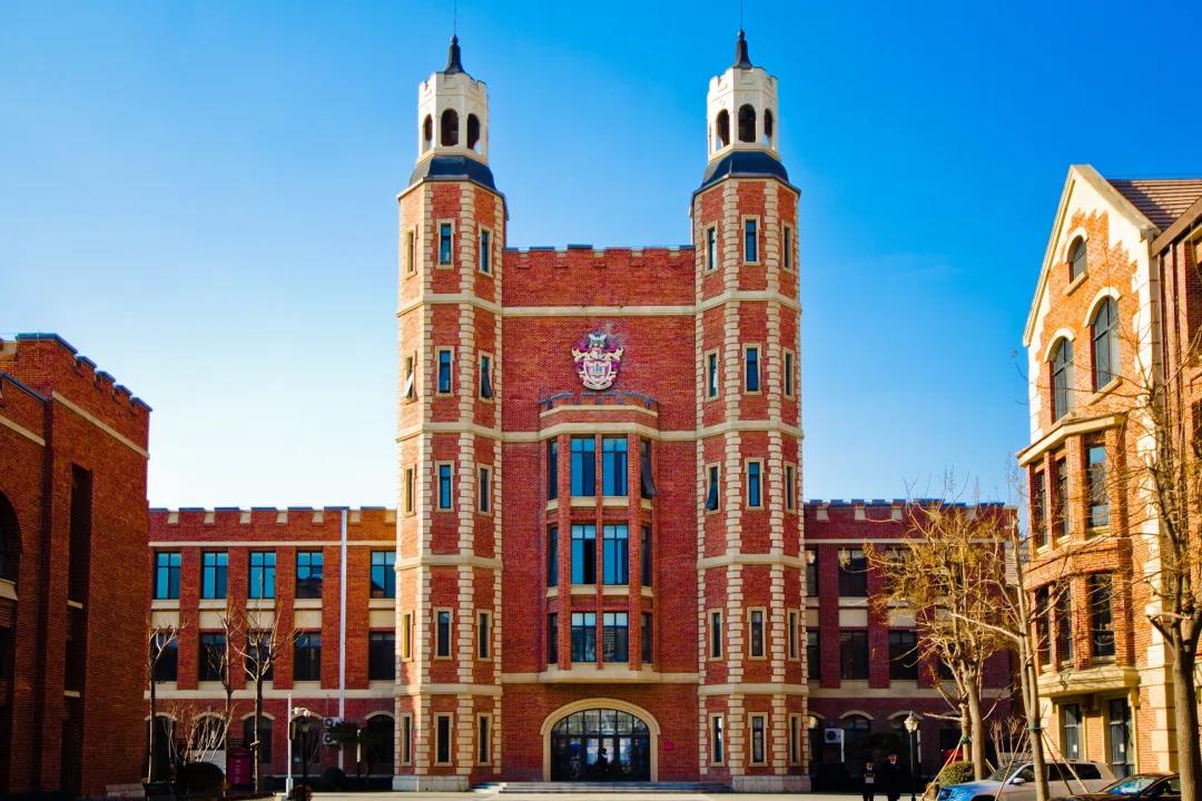 天津黑利伯瑞個國際學(xué)校