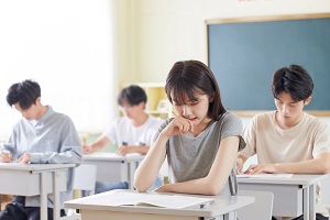 青島盟諾學校入學考試