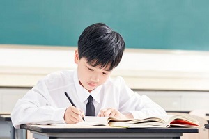 ע2022걱HW(xu)УССW(xu)Ϣɼ_ʼ