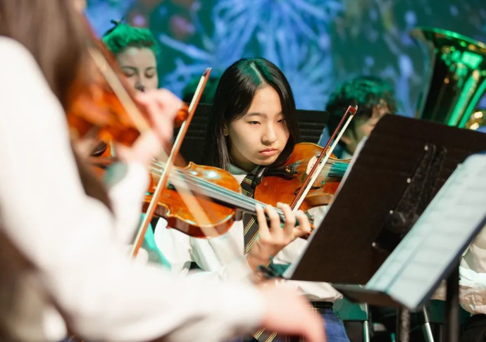 天津惠靈頓學(xué)校課外活動(dòng)-音樂課程