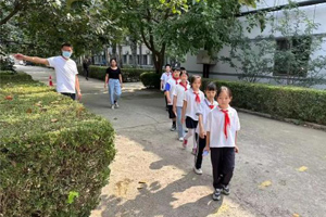 北京市朝陽區(qū)正源新亞學校小學部午餐時間分享！了解學校食堂情況！