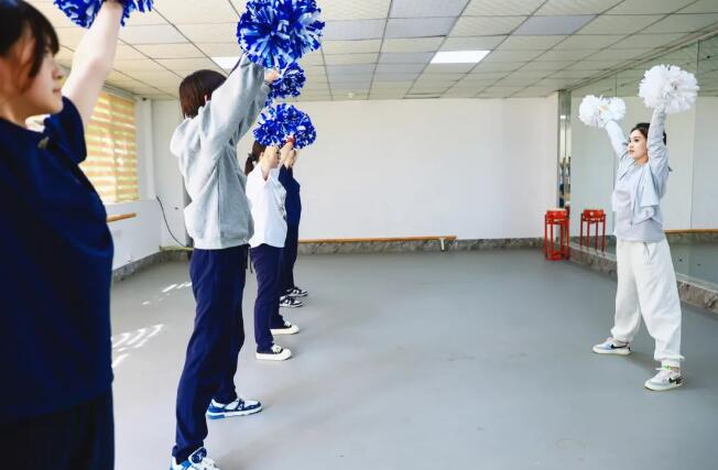 ¸W(xu)ZW(xu)Увɫn14.jpg