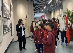 北京東方紅學校舉辦“傳承愛國精神，點燃青春夢想”參觀詹天佑紀念館活動