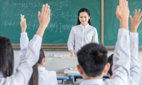 2025年華油榮德小學(xué)小學(xué)部價(jià)格明細(xì)一覽！