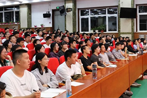 北京懷柔索蘭諾中學開展高中語文學科學法指導系列講座！