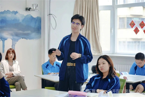 _ŴW(xu)Hn_W(xu)