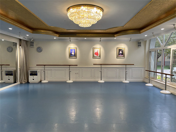 ҵW(xu)У̽У挍(sh)w(yn)