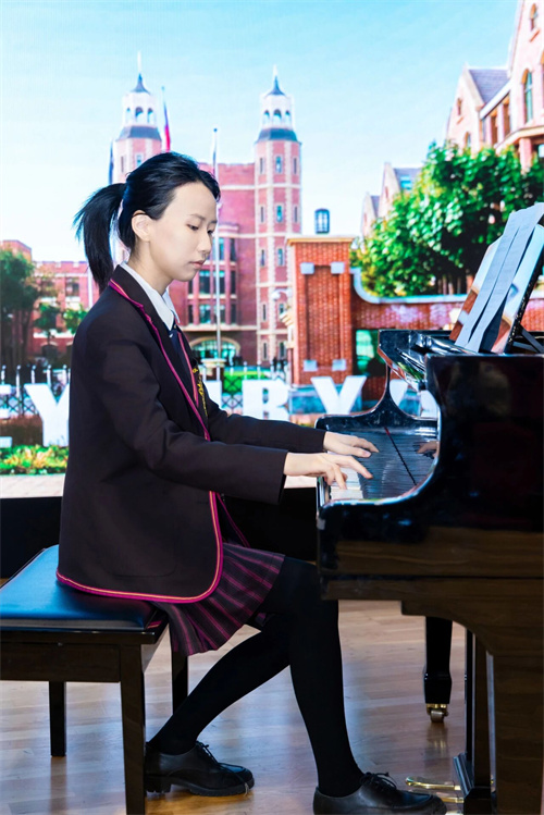 黑利伯瑞畢業(yè)生